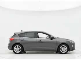 Ford Focus thumbnail 4