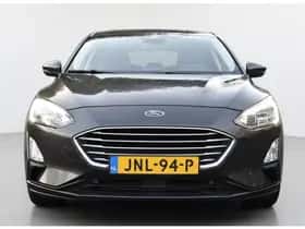 Ford Focus thumbnail 5