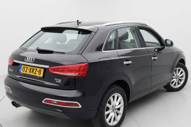 Audi Q3 (2012) thumbnail 3