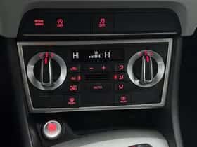 Audi Q3 (2012) thumbnail 22