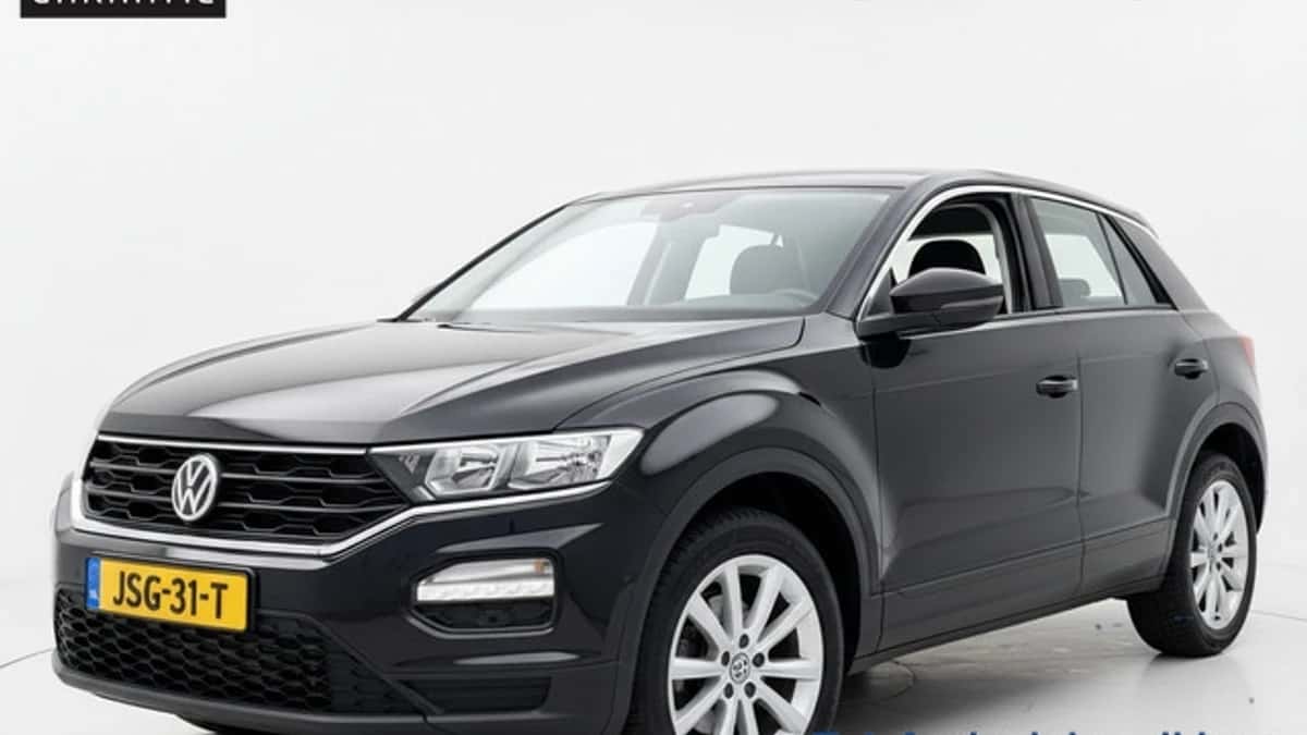 Volkswagen T-Roc — foto 1
