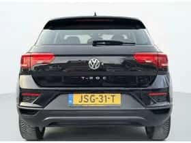 Volkswagen T-Roc (2020) thumbnail 5