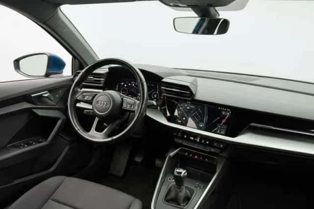 Audi A3 (2021) thumbnail 2