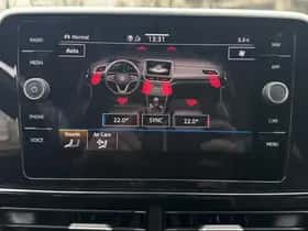Volkswagen T-Roc (2025) thumbnail 25