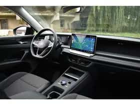 Volkswagen Tayron (2025) thumbnail 2
