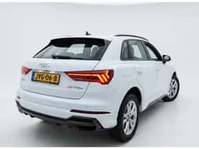 Audi Q3 (2022) thumbnail 3