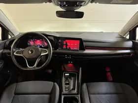 Volkswagen Golf thumbnail 2