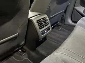 Volkswagen Golf thumbnail 18