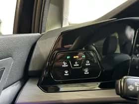 Volkswagen Golf thumbnail 23