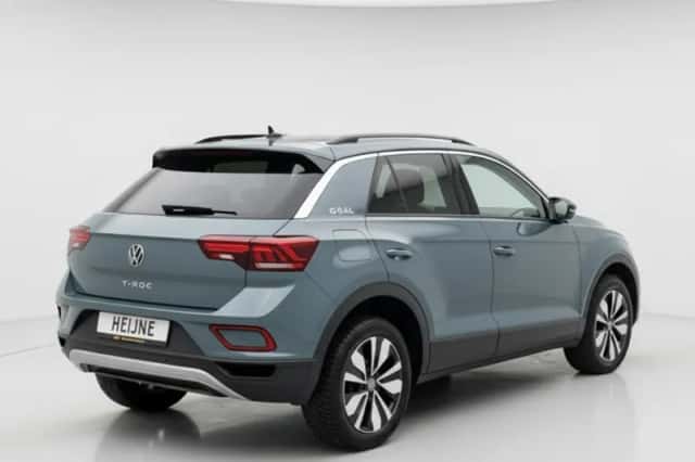 Volkswagen T-Roc (2025) thumbnail 3