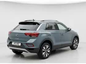 Volkswagen T-Roc (2025) thumbnail 3