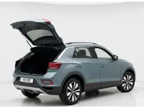 Volkswagen T-Roc thumbnail 8