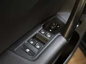 Volkswagen Tiguan (2022) thumbnail 23