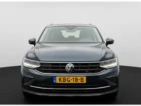 Volkswagen Tiguan (2022) thumbnail 6