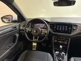 Volkswagen T-Roc thumbnail 11