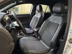 Volkswagen T-Roc thumbnail 17
