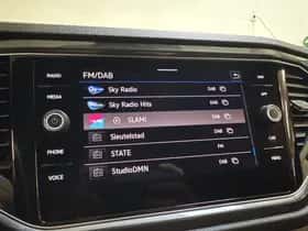 Volkswagen T-Roc thumbnail 31