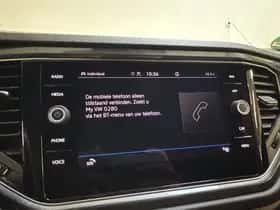 Volkswagen T-Roc thumbnail 33