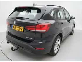 BMW X1 thumbnail 3