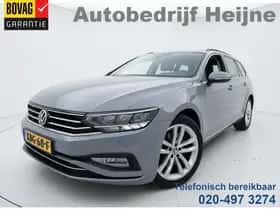 Volkswagen Passat (2022) thumbnail 1