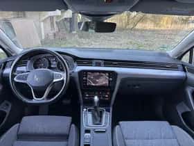 Volkswagen Passat thumbnail 2