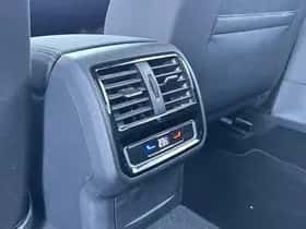 Volkswagen Passat thumbnail 17
