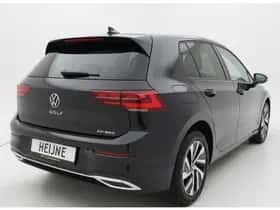 Volkswagen Golf (2022) thumbnail 13