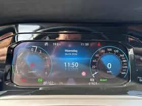 Volkswagen Golf (2022) thumbnail 25