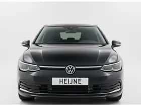 Volkswagen Golf (2022) thumbnail 4