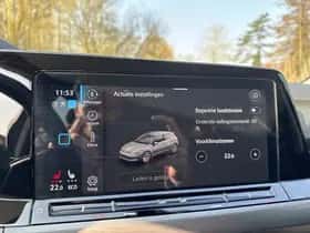 Volkswagen Golf (2022) thumbnail 40