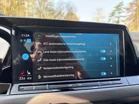 Volkswagen Golf (2022) thumbnail 42