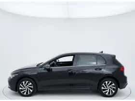 Volkswagen Golf (2022) thumbnail 9