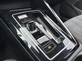 Volkswagen Golf thumbnail 28