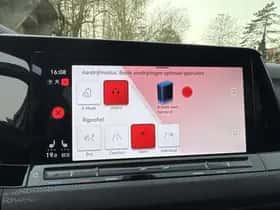 Volkswagen Golf (2022) thumbnail 31