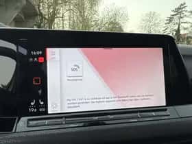 Volkswagen Golf (2022) thumbnail 33