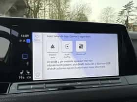 Volkswagen Golf (2022) thumbnail 34