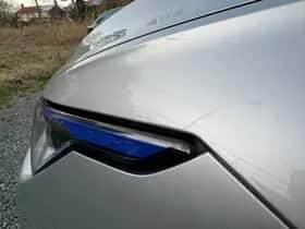 Volkswagen Golf (2022) thumbnail 10
