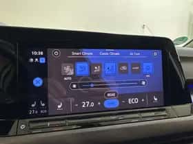 Volkswagen Golf (2022) thumbnail 28