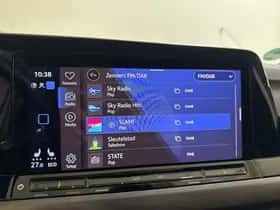 Volkswagen Golf (2022) thumbnail 32