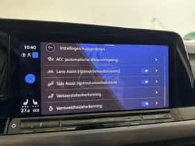 Volkswagen Golf (2022) thumbnail 39