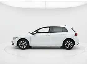 Volkswagen Golf (2022) thumbnail 6