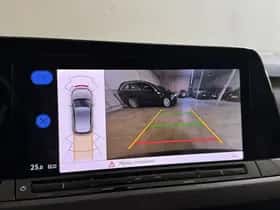 Volkswagen Golf (2023) thumbnail 35