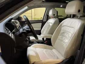Volkswagen Tiguan thumbnail 11