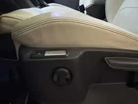 Volkswagen Tiguan thumbnail 12