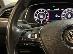 Volkswagen Tiguan thumbnail 24