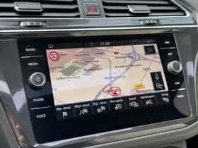 Volkswagen Tiguan (2018) thumbnail 38