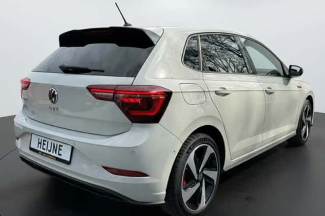 Volkswagen Polo (2024) thumbnail 3