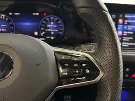 Volkswagen Golf thumbnail 23