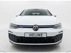 Volkswagen Golf (2022) thumbnail 4