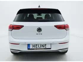 Volkswagen Golf (2022) thumbnail 5